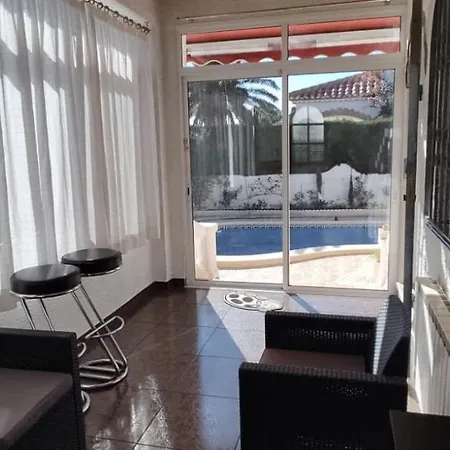 Casa Anna Βίλα *